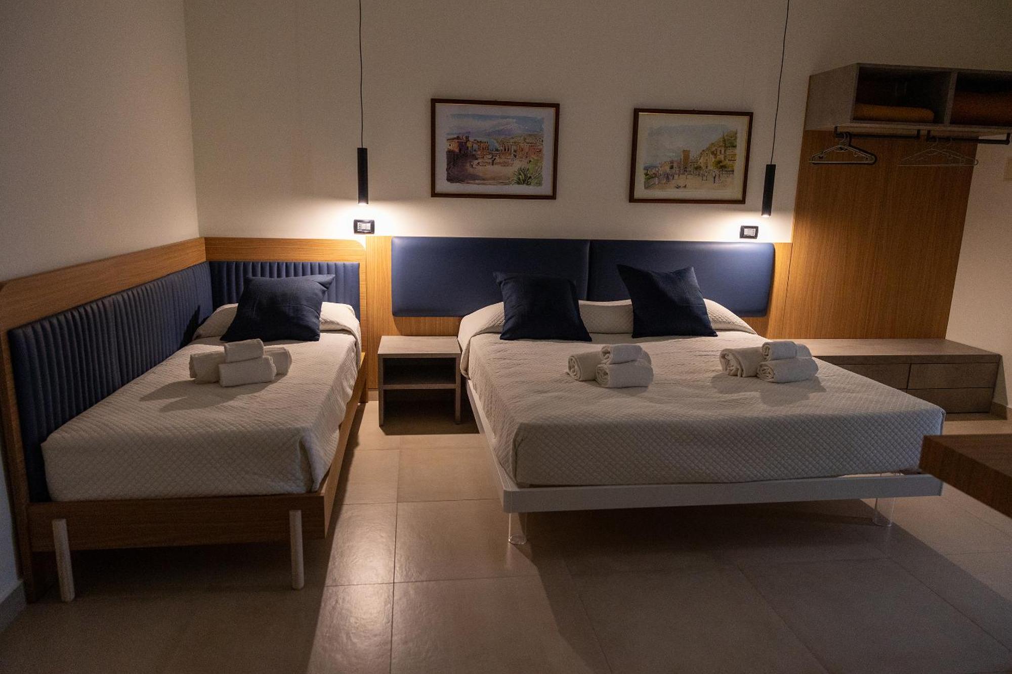 Villa Iris Giardini Naxos Exterior photo
